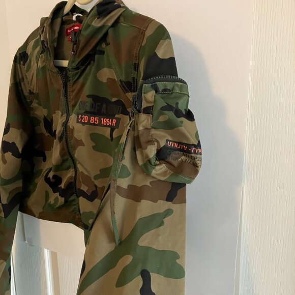 Smoke Rise Red Cropped Long Sleeve Pullover Hoodie Cropped Top Shirt Camo Sz M - Picture 6 of 14